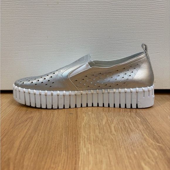 Isle Jacobsen Tulip Platform Slip On Platform Sneakers Size 41 (10) - Picture 7 of 11